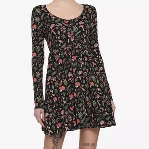 Hot Topic Woodland Mushroom tiered long sleeve dress size XL